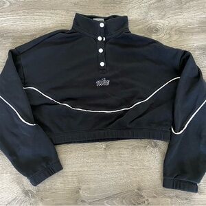 Nike crop top long sleeve